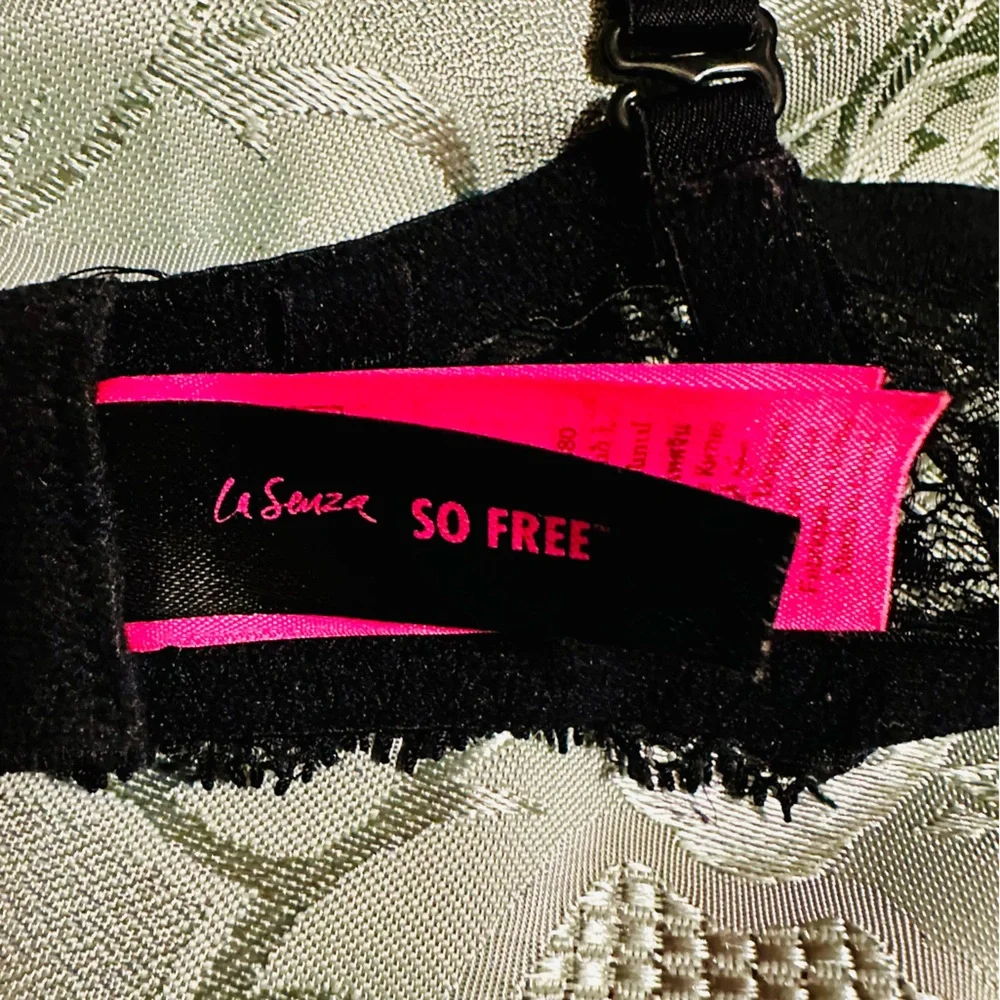 La SENZA Black Lace Underwire Bra - Picture 3 of 4